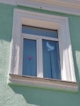 128